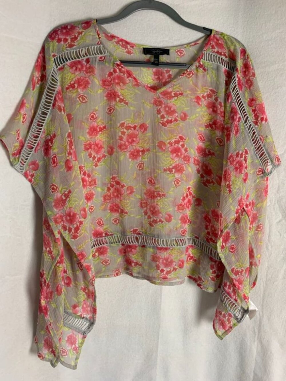 EUC Jessica Simpson Sheer Floral Top size XS/S